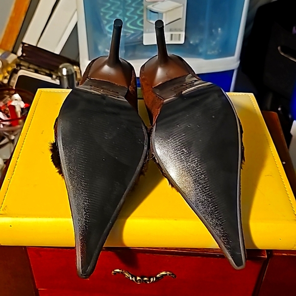 New Suede w/Fur Designer Shoes by Dangerous, Sz 8, Brown, Pointy Toe, 3" - Picture 10 of 10